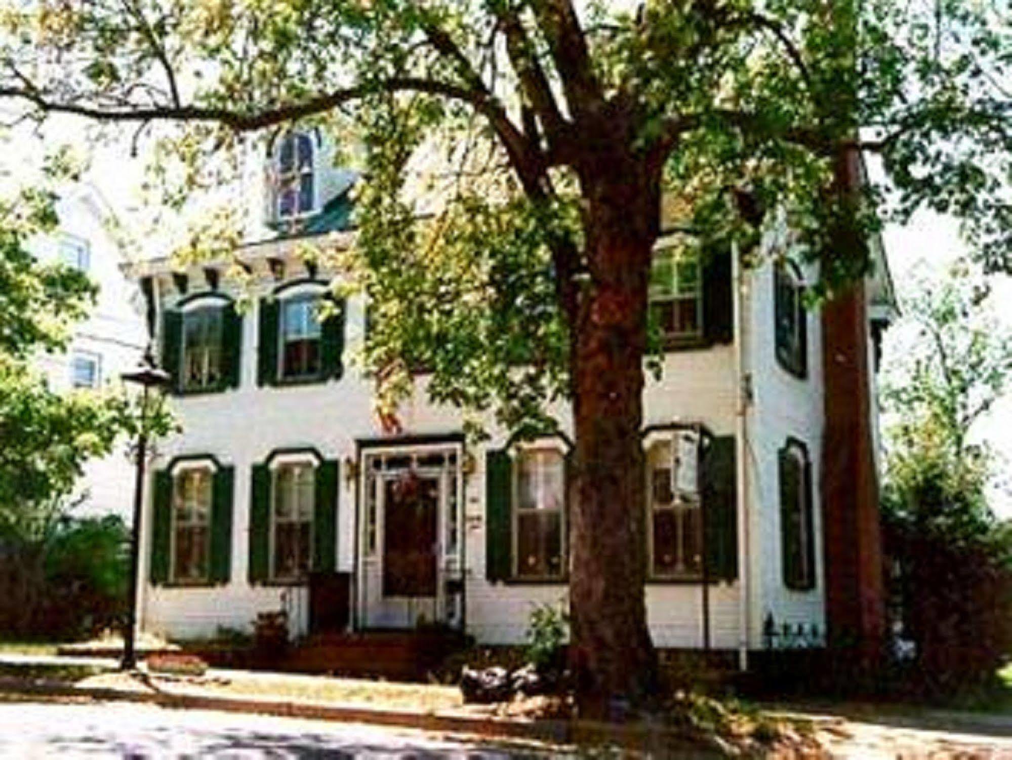 Isaac Hilliard House Bed And Breakfast Pemberton Exterior foto